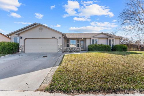 865 Gregory Ln, Mountain Home, ID, 83647-4379 | Card Image