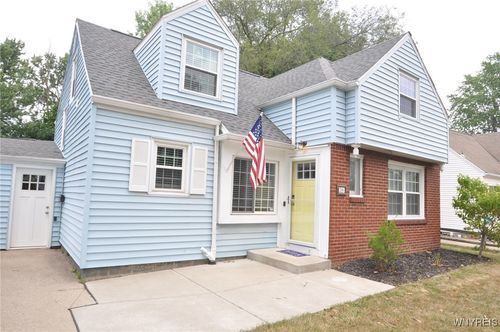 246 Lorfield Dr, Amherst, NY, 14226-4919 | Card Image
