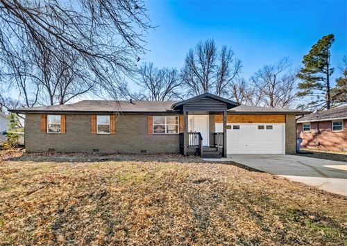 208 Se 13th St, Bentonville, AR, 72712-6318 | Card Image