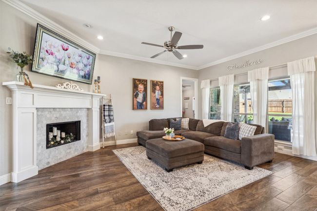 Wood burning fireplace | Image 8