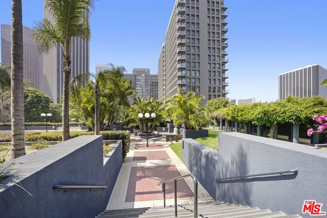 APT-802 - 880 W 1 St St, Condo with 1 bedrooms, 1 bathrooms and 1 parking in Los Angeles CA | Image 40