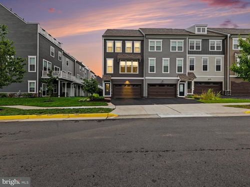 1693 Beech Leaf St, DUMFRIES, VA, 22026-2853 | Card Image