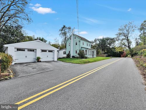 322 Old Mill Rd, NEWMANSTOWN, PA, 17073-8962 | Card Image