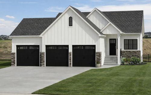 96 Coulee Ridge Dr Sw, Medicine Hat, AB, T1B0T3 | Card Image