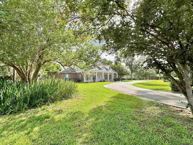 627 W Main St, House other with 3 bedrooms, 3 bathrooms and null parking in Gonzales LA | Image 23