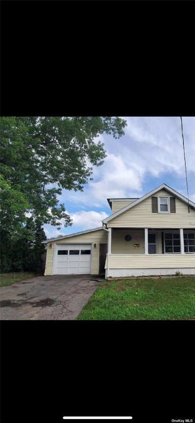 2825 Denver Avenue, House other with 3 bedrooms, 0 bathrooms and null parking in Schenectady NY | Image 2