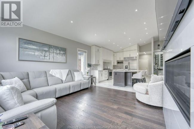 1936 Villa Canal Dr, House other with 4 bedrooms, 4 bathrooms and null parking in Ruthven ON | Image 20