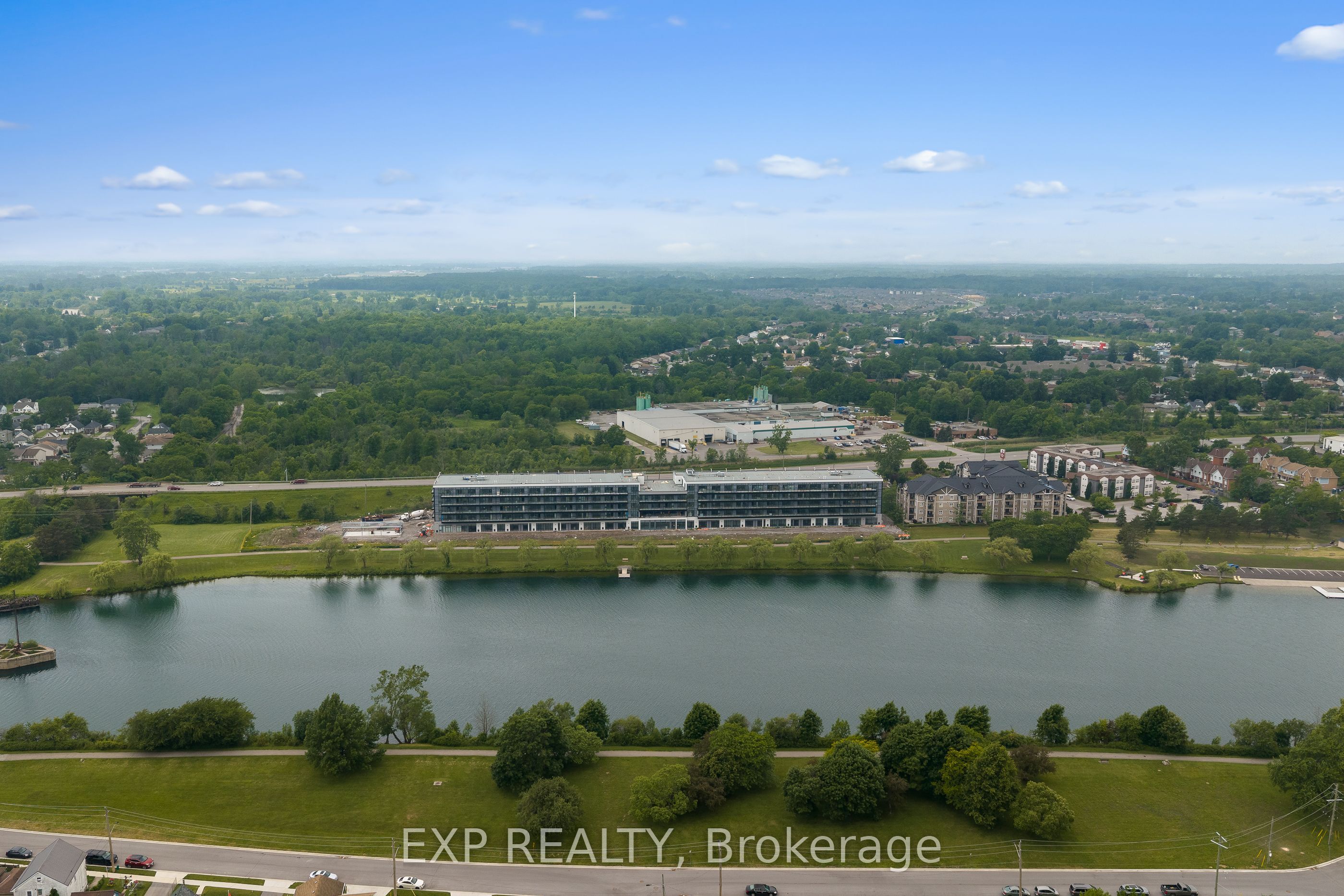Residential in Welland 4
