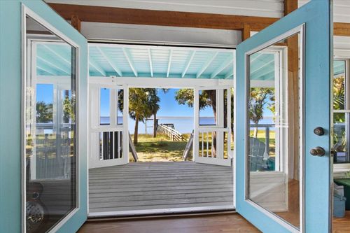 100 River Dr, PANACEA, FL, 32346-2525 | Card Image