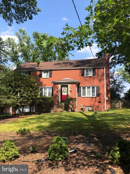 1850 Graham Blvd, PITTSBURGH, PA, 15235-2756 | Card Image