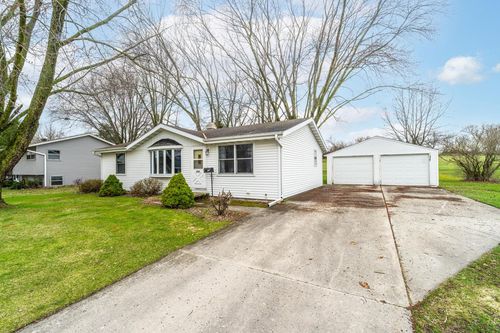 2007 Plymouth Street, New Holstein, WI, 53061 | Card Image