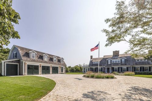 24 Katama Bay View Rd, Edgartown, MA, 02539-8926 | Card Image