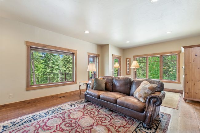 Living area | Image 15