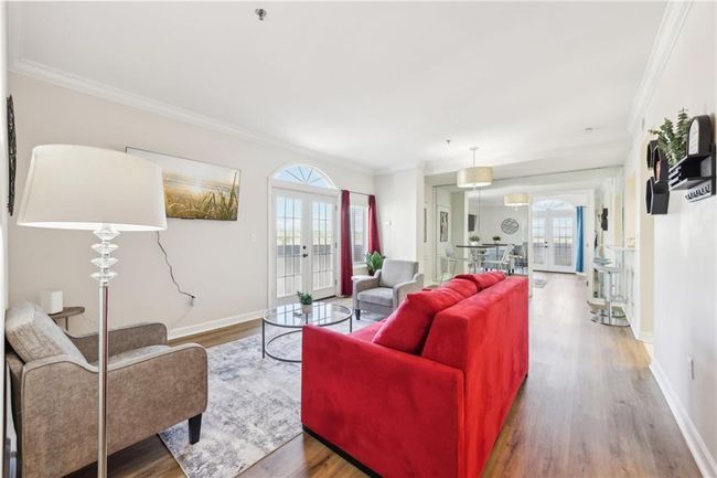 APT-405 - 2161 Peachtree Rd Ne, Condo with 2 bedrooms, 2 bathrooms and 1 parking in Atlanta GA | Image 5