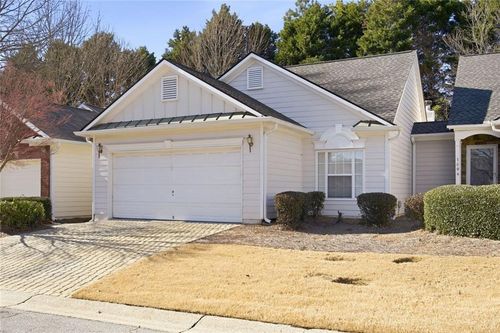 1606 Donovans Rdg Nw, Kennesaw, GA, 30152-7684 | Card Image