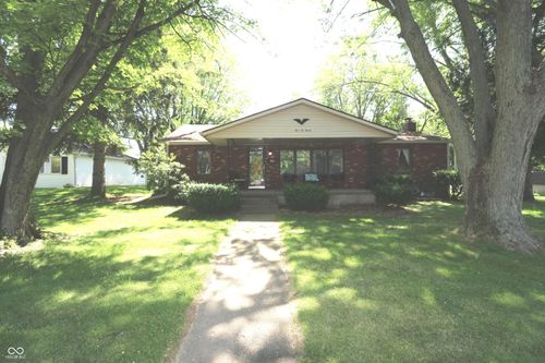 507 N Walnut St, Veedersburg, IN, 47987-1147 | Card Image