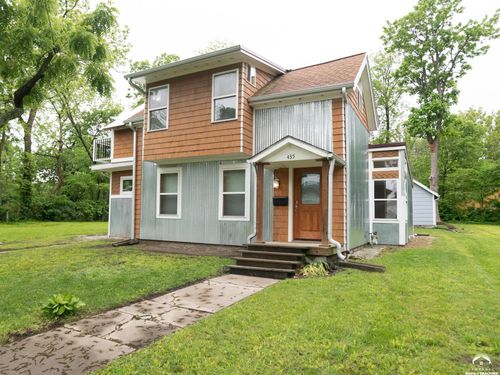 435 Illinois St, Lawrence, KS, 66044-1344 | Card Image