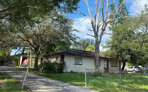 5211 E 30th Ave, Tampa, FL, 33619-1558 | Card Image