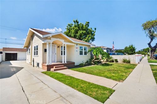 2624 E Jefferson St, Carson, CA, 90810-1520 | Card Image