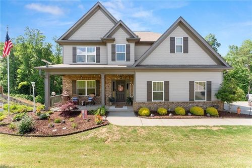 176 Whelchel Valley Dr, Dawsonville, GA, 30534-8135 | Card Image