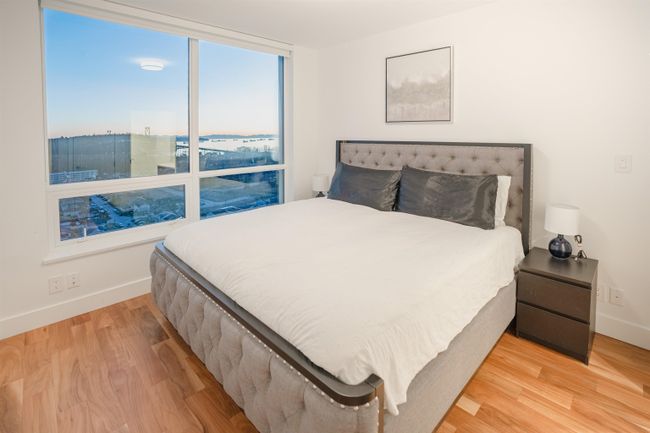 1903 - 1632 Lions Gate Lane, Condo with 2 bedrooms, 2 bathrooms and 2 parking in North Vancouver BC | Image 12