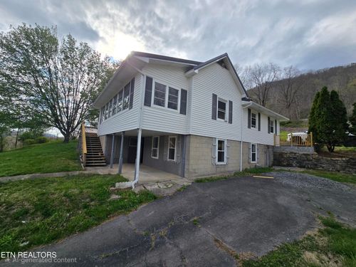 1533 Dawson Ave W, Big Stone Gap, VA, 24219-4359 | Card Image
