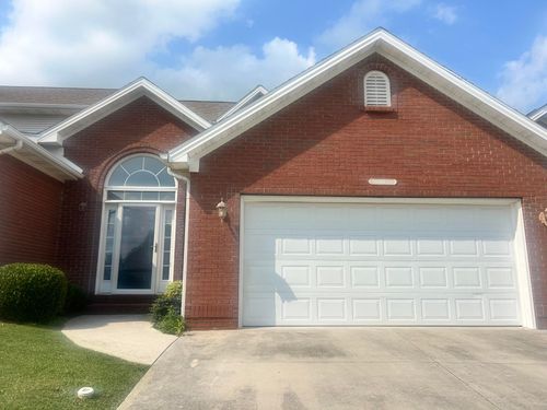 81 E Saddlebrook Dr, Somerset, KY, 42503-5616 | Card Image