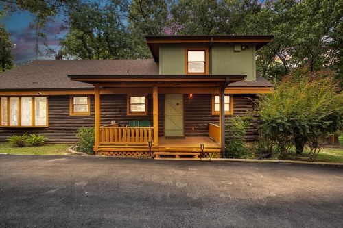 220 Dale Ln, Avinger, TX, 75630-2453 | Card Image
