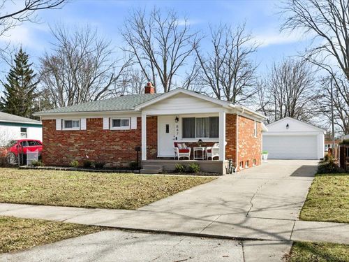 847 Carolina, Marysville, MI, 48040 | Card Image