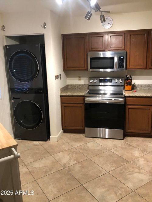 106-9430 E Mission Ln, Scottsdale, AZ, 85258-5529 | Card Image