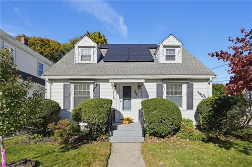 36 Conrad St, Woonsocket, RI, 02895-3916 | Card Image