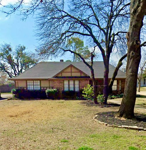 2606 Cloud Ct, Arlington, TX, 76017-4304 | Card Image
