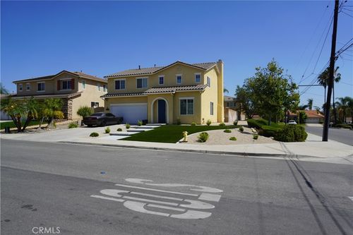 31009 Quarry St, Mentone, CA, 92359-1511 | Card Image