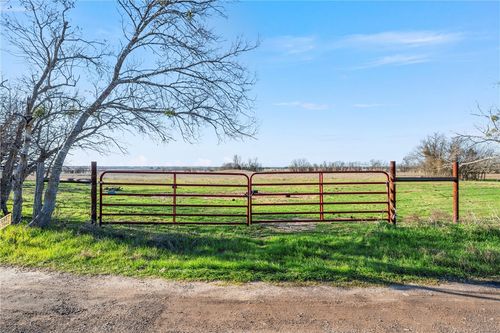 602 Cr 493, Chilton, TX, 76632 | Card Image