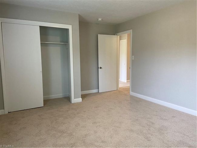 806 Graylyn Dr, House other with 2 bedrooms, 1 bathrooms and null parking in High Point NC | Image 6