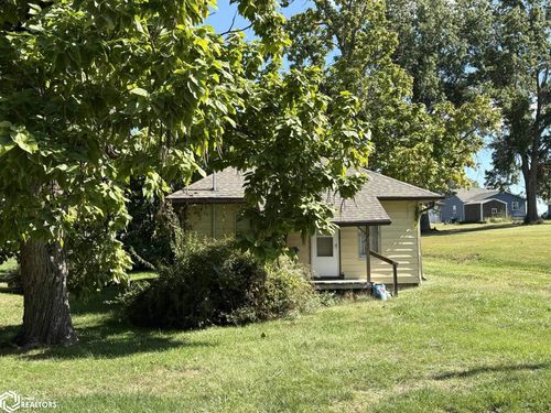 2021 S Main St, Centerville, IA, 52544-2938 | Card Image