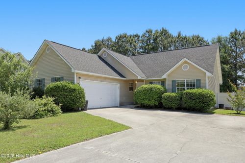 104 Chestnut Ct, Jacksonville, NC, 28546-4578 | Card Image