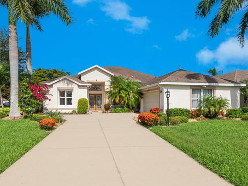 6754 W Country Club Ln, Sarasota, FL, 34243-3876 | Card Image