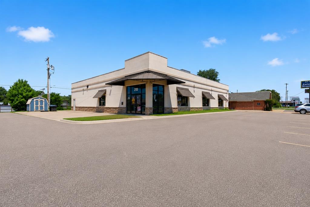 2113 S Air Depot Blvd, Midwest City, OK 73110