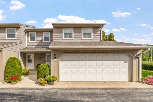 3511 Willow Cir, Sheboygan, WI, 53083-3157 | Card Image