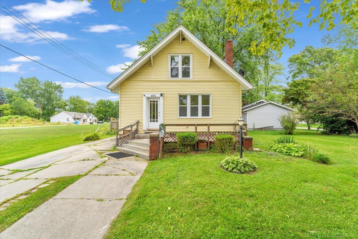10th Ave, Port Huron, MI 48060