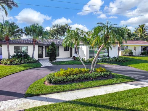 908 Se 16th St, Deerfield Beach, FL, 33441-7425 | Card Image