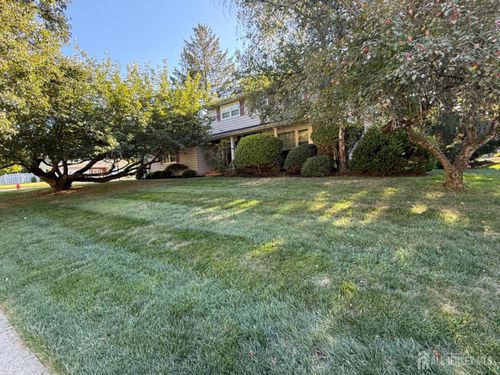 7 Wedgewood Ct, East Brunswick, NJ, 08816-2028 | Card Image