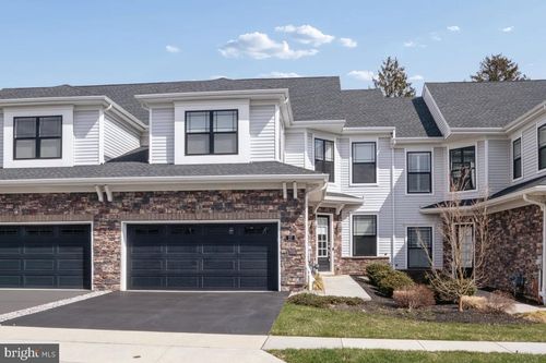 27 Birdie Way, LAWRENCE TOWNSHIP, NJ, 08648-2721 | Card Image