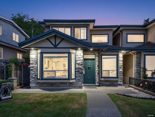 4857 Victory St, Burnaby, BC, V5J1S5 | Card Image