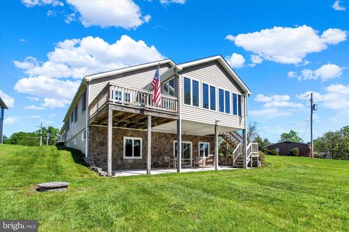 394 Heritage Dr, GETTYSBURG, PA, 17325-8938 | Card Image