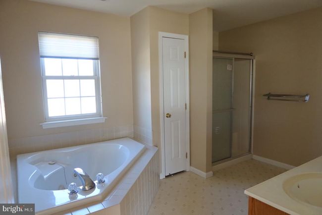 4581 Green Tree Rd, House other with 4 bedrooms, 4 bathrooms and null parking in READING PA | Image 9