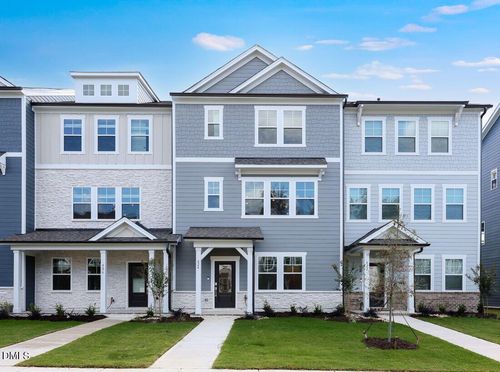 424 Rowe Way, Knightdale, NC, 27545 | Card Image