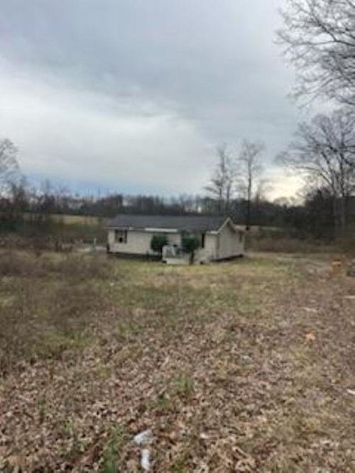 977 County Road 112, Florence, AL, 35633-2672 | Card Image