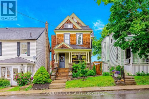 53 Wall St, Brockville, ON, K6V4S2 | Card Image